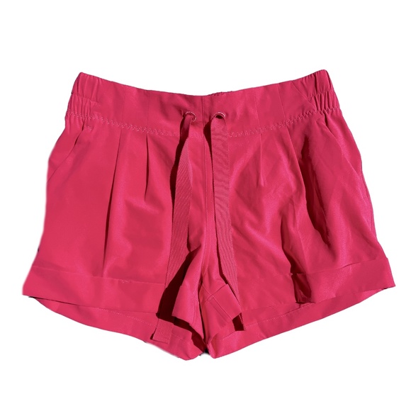lululemon athletica Pants - Lululemon Spring Break Away Short II Pink Size 4